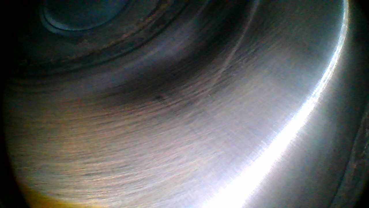 Borescope reference image: cylinder wall at 9 o'clock position